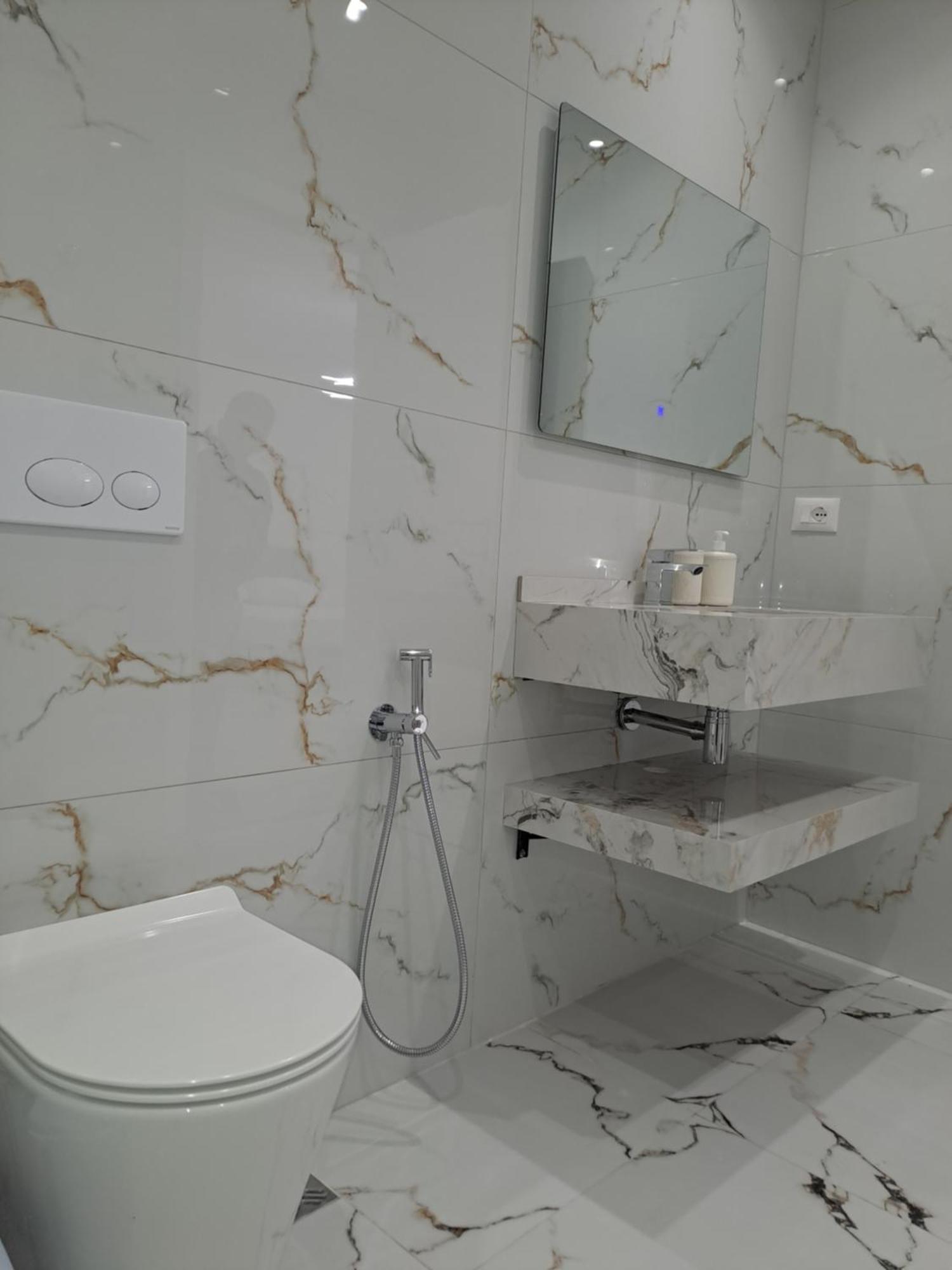 Erdis Home Nr 2 Tirana Buitenkant foto